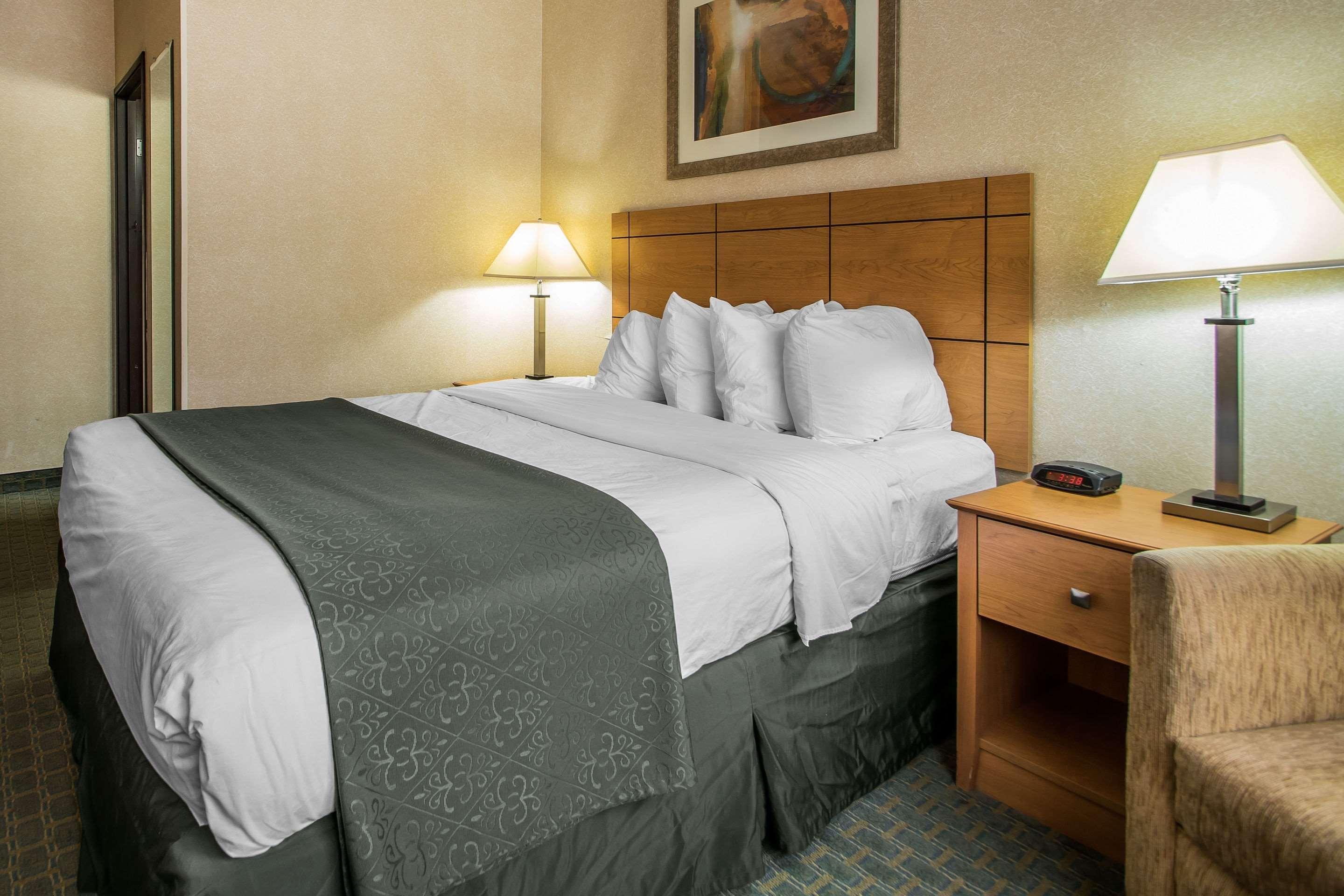 Quality Inn Dubuque On Hwy 20 Eksteriør billede